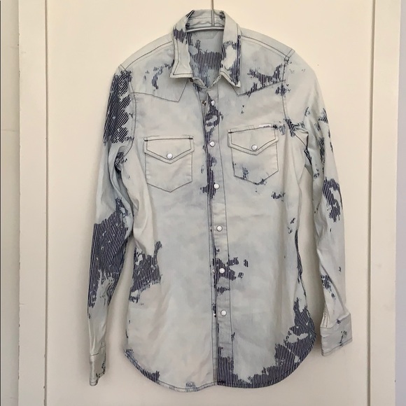 MOTHER Tops - MOTHER All My Ex’s Denim Acid Wash Button Down Top